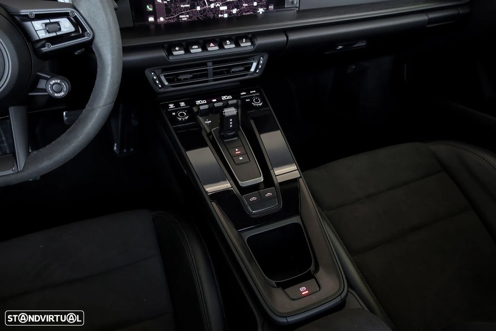 Porsche 911 (992) Targa 4 GTS PDK - 16