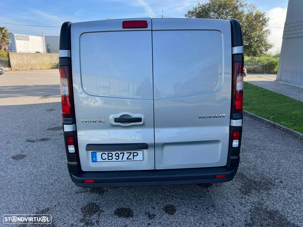 Renault Trafic L2H1 2.0 dci grand confort - 7