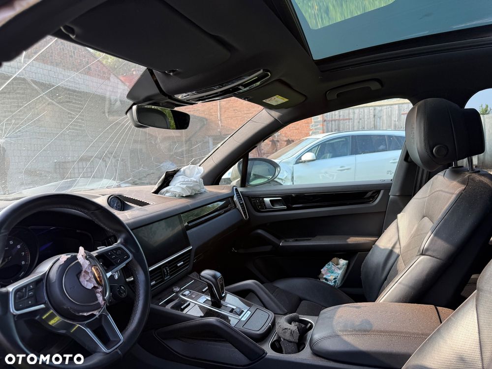Porsche Cayenne Platinum Edition - 6