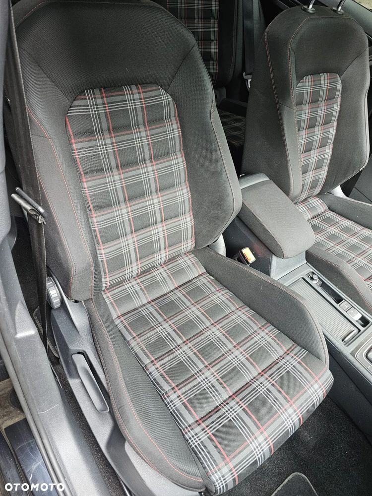 Volkswagen Golf VII 2.0 TSI BMT GTI Performance DSG - 24