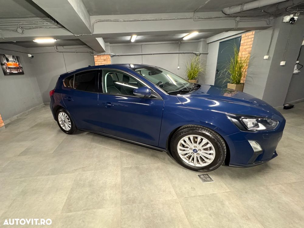 Ford Focus 1.0 EcoBoost Titanium Business - 4