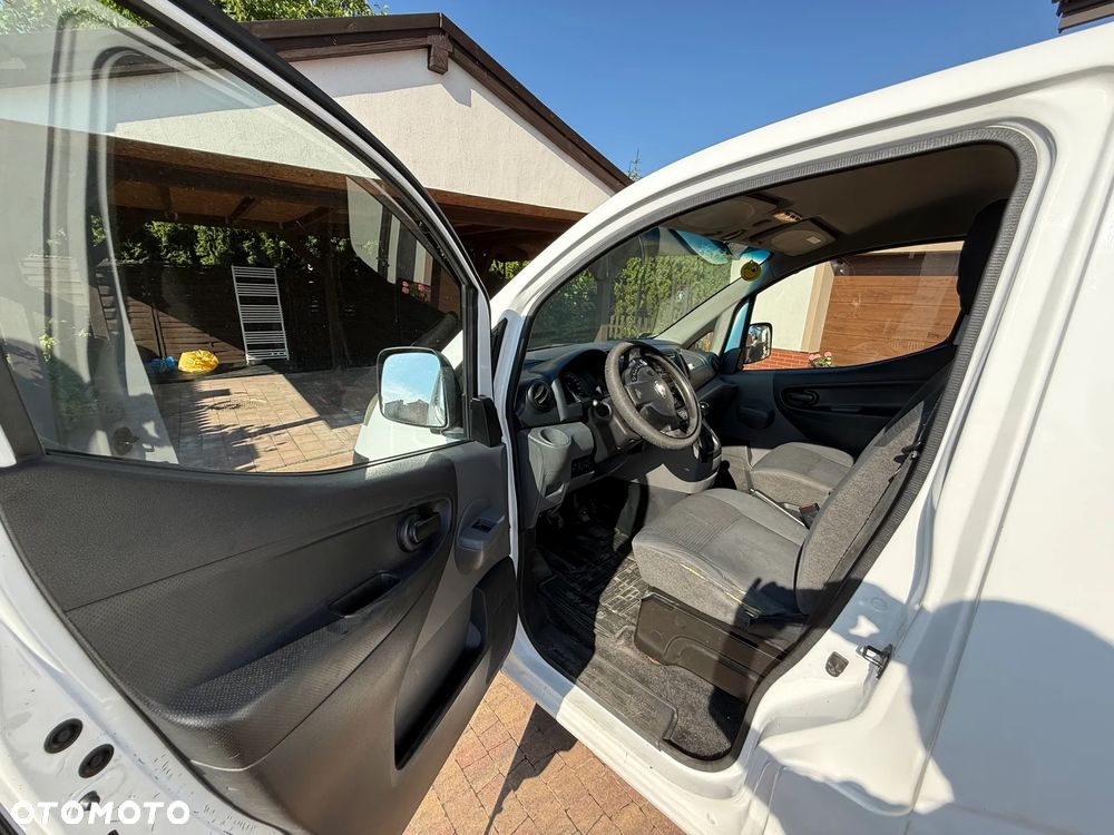 Nissan NV200 - 9
