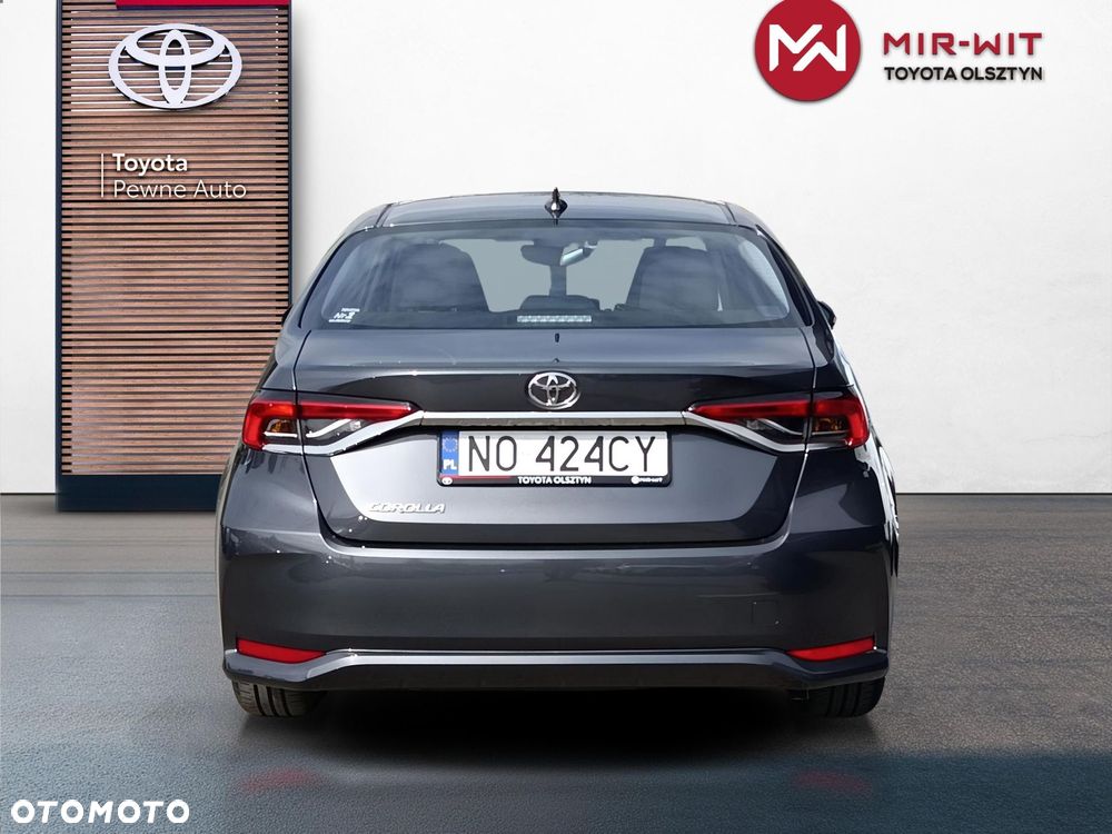 Toyota Corolla - 8