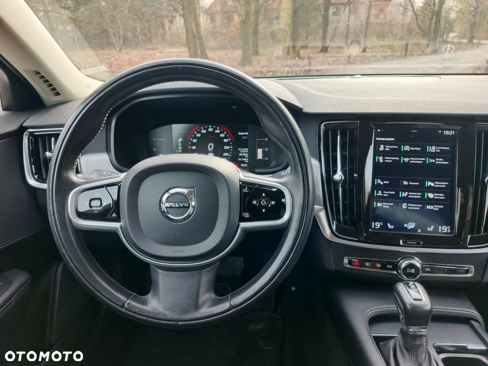 Volvo V90 D5 AWD Momentum - 12