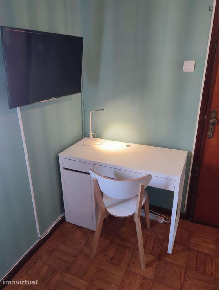 Quarto - localizado em Cedofeita Porto - Grande imagem: 4/11