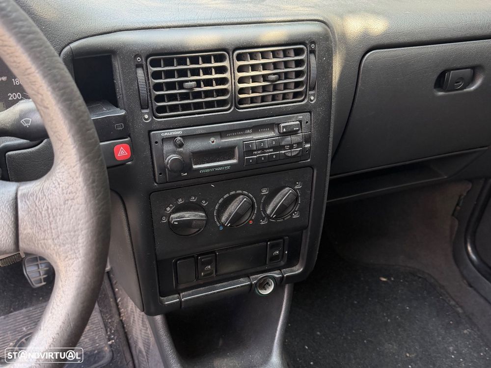 VW Polo 1.4 GL P1 - 9