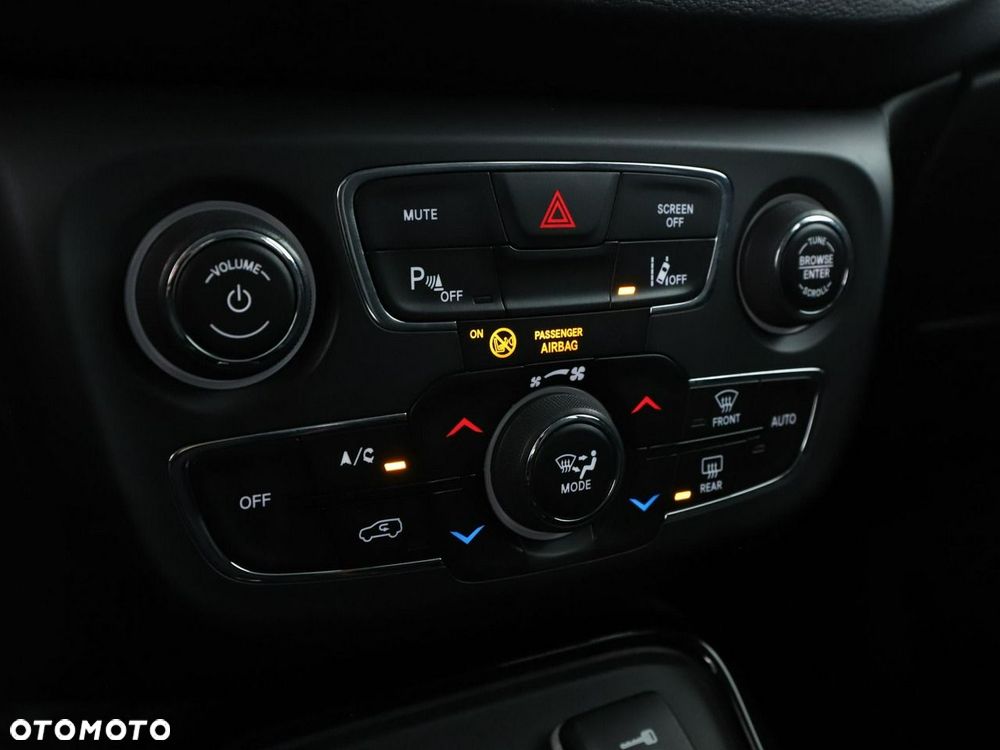 Jeep Compass 1.4 MultiAir Limited - 27