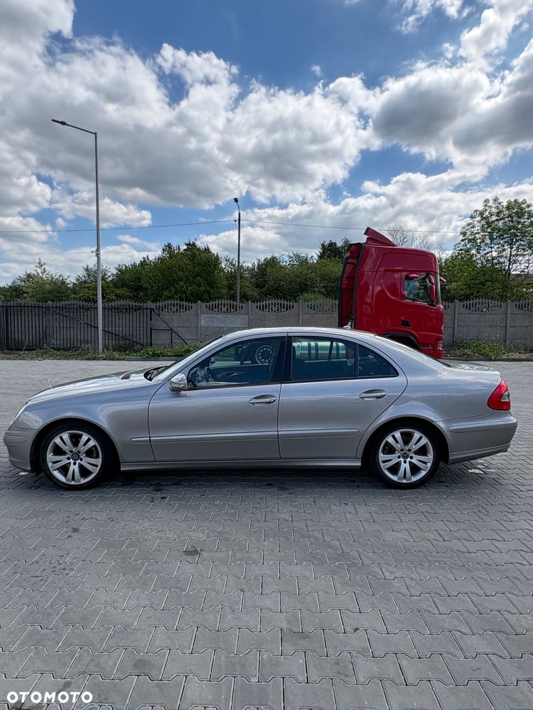 Mercedes-Benz Klasa E 320 CDI Elegance - 3