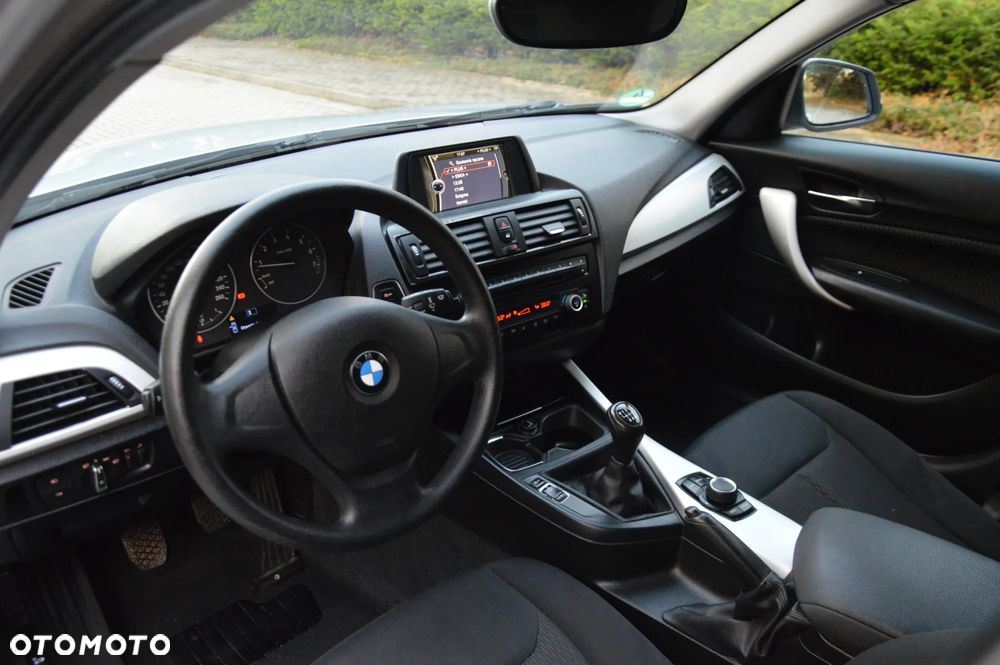 BMW Seria 1 116i Sport Line - 9