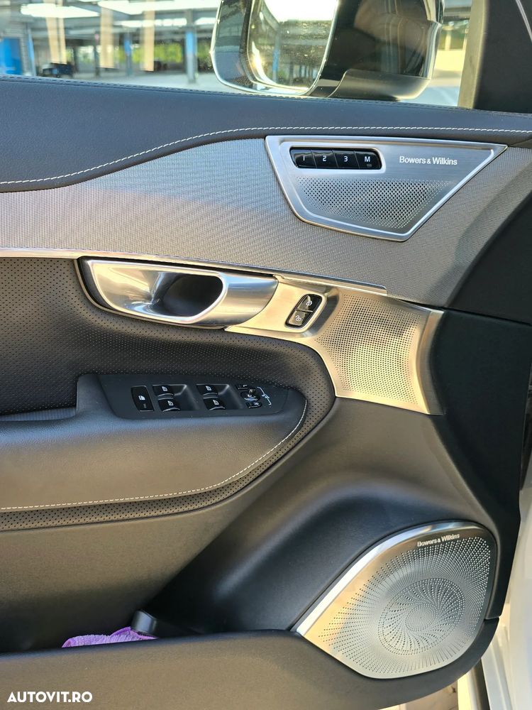 Volvo XC 90 T8 eAWD R-Design - 11