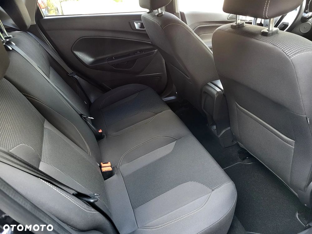 Ford Fiesta 1.0 EcoBoost STart-Stop Titanium - 21