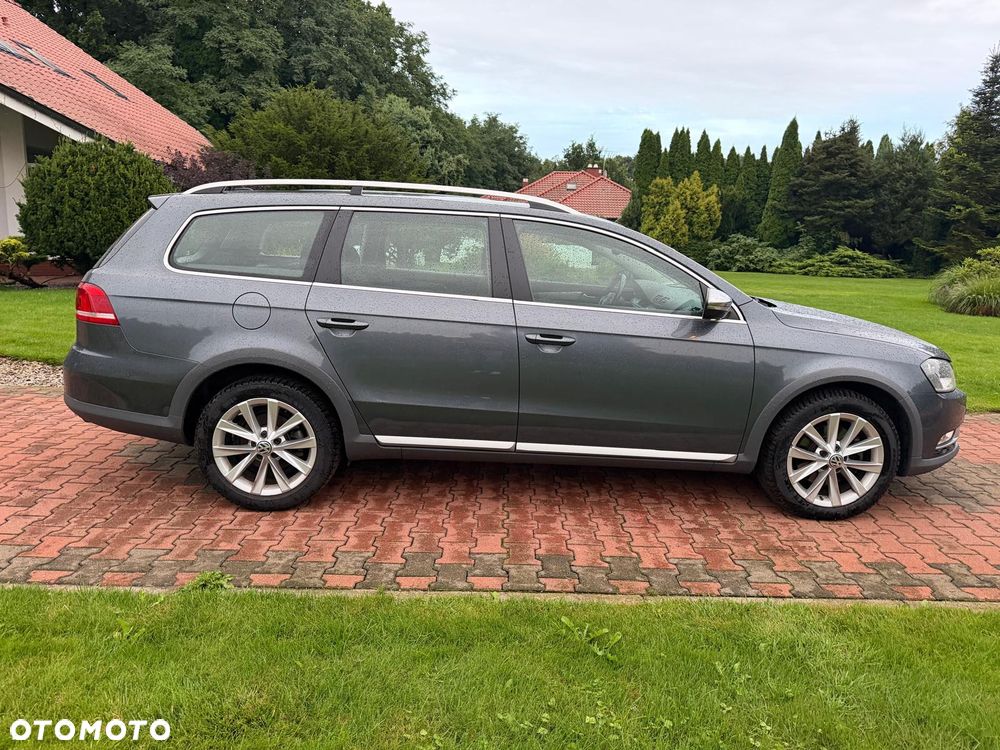 Volkswagen Passat Alltrack 2.0 TDI 4Motion DSG BlueMotion Tec - 17