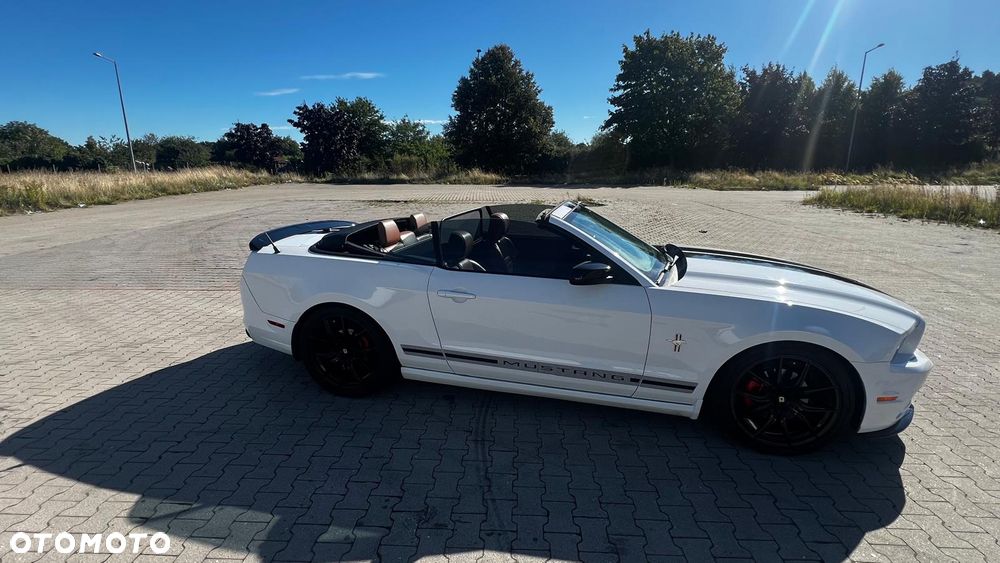 Ford Mustang 3.7 V6 Premium - 9