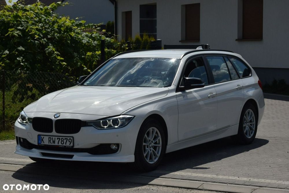 BMW Seria 3 318d Blue Performance - 4