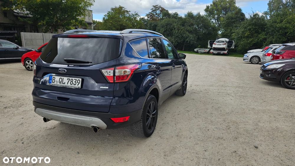 Ford Kuga - 11