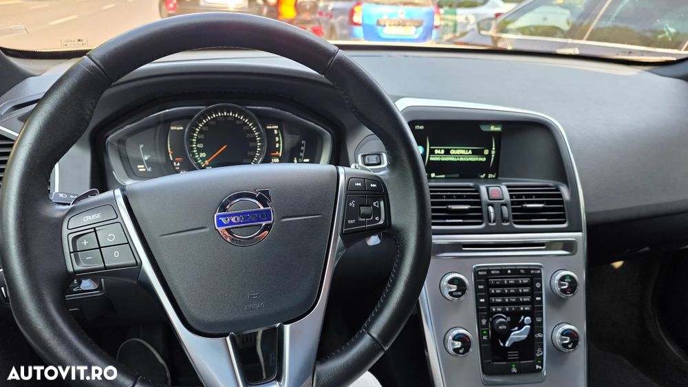 Volvo XC 60 - 10