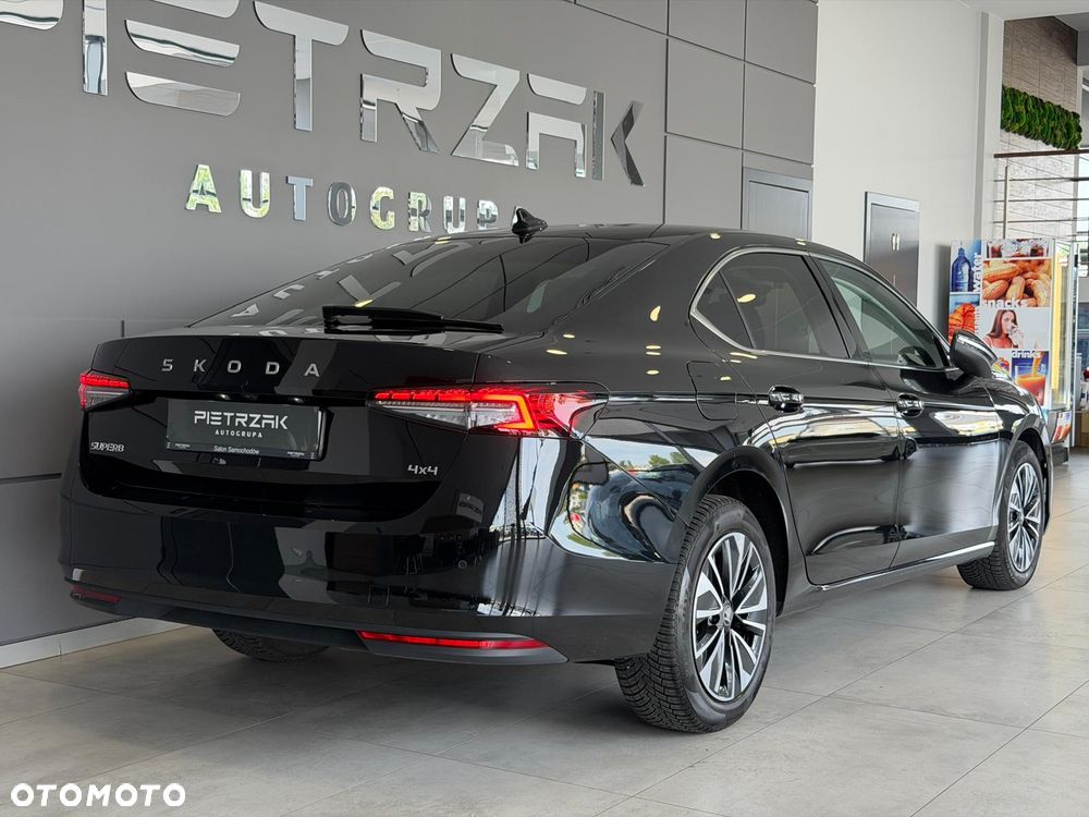 Skoda Superb 2.0 TDI SCR 4x4 Edition 130 DSG - 5