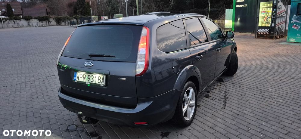Ford Focus 1.6 TDCi Sport - 19
