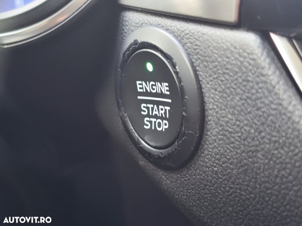 Ford Kuga 2.0 EcoBlue A8 AWD Trend - 33