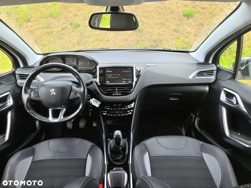 Peugeot 2008 1.6 VTi Allure - 29