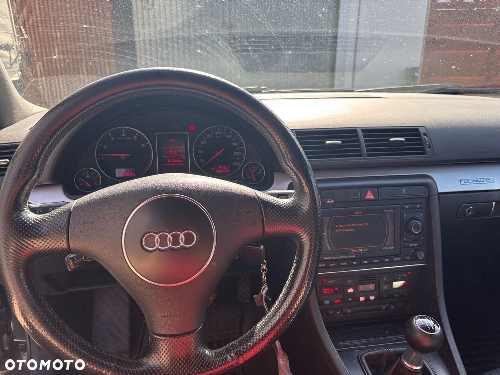 Audi A4 Avant - 6