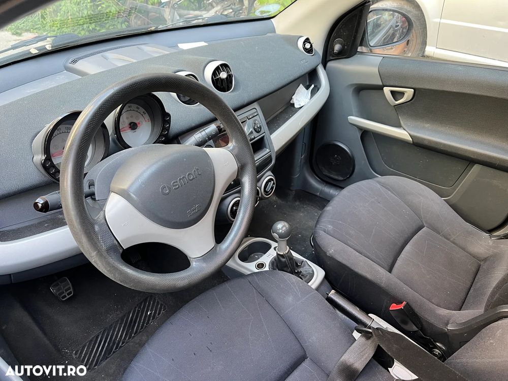 Dezmembrez Smart ForFour 2006 1,3 benzina negru - 7