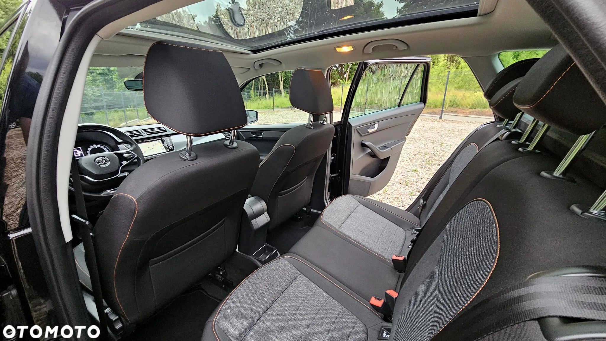 Skoda Fabia 1.0 TSI Clever - 35