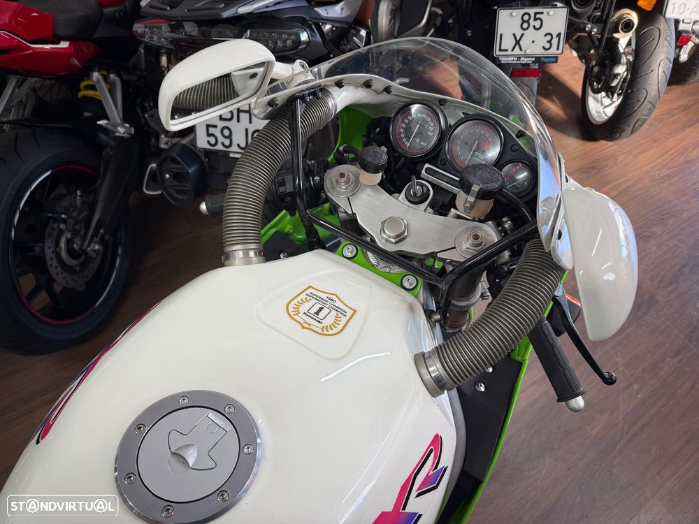 Kawasaki ZXR 750 J - 5