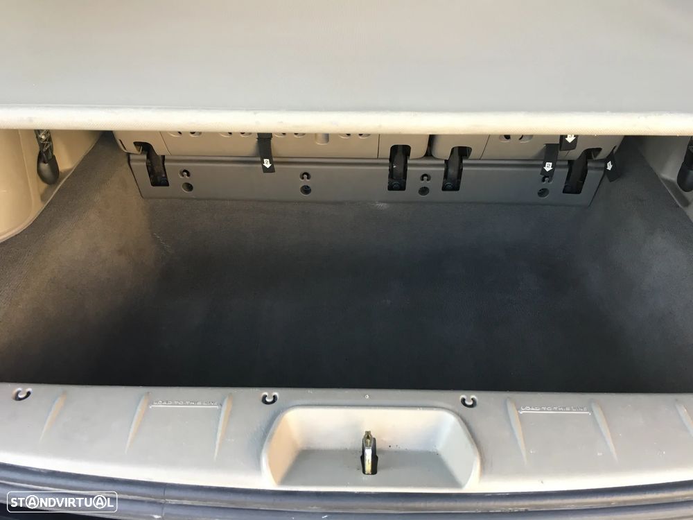Chrysler Voyager 2.8 CRD ATX LX - 15