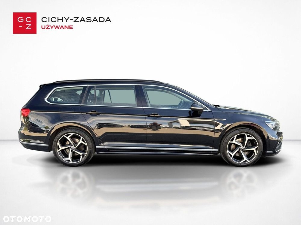 Volkswagen Passat - 4
