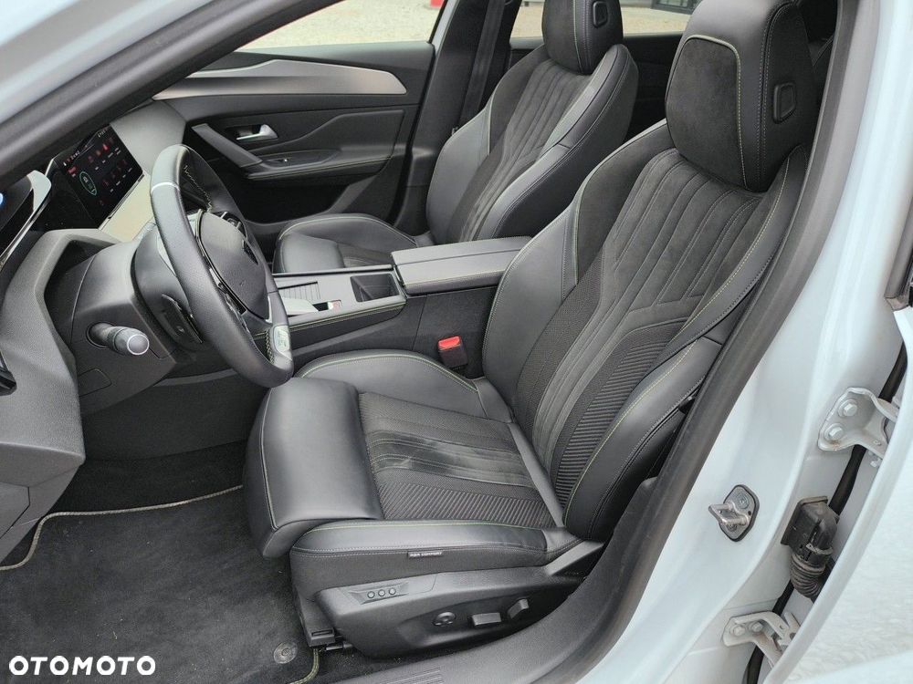 Peugeot 408 1.2 PureTech GT S&S EAT8 - 9