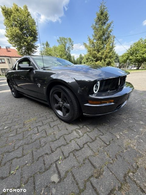 Ford Mustang 4.6 V8 GT - 2