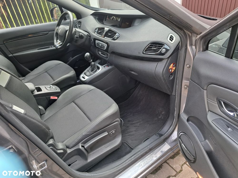 Renault Scenic - 16