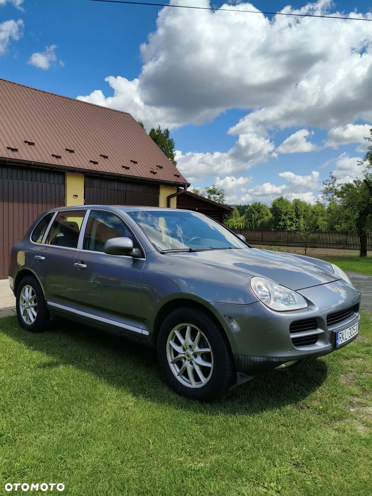 Porsche Cayenne - 11