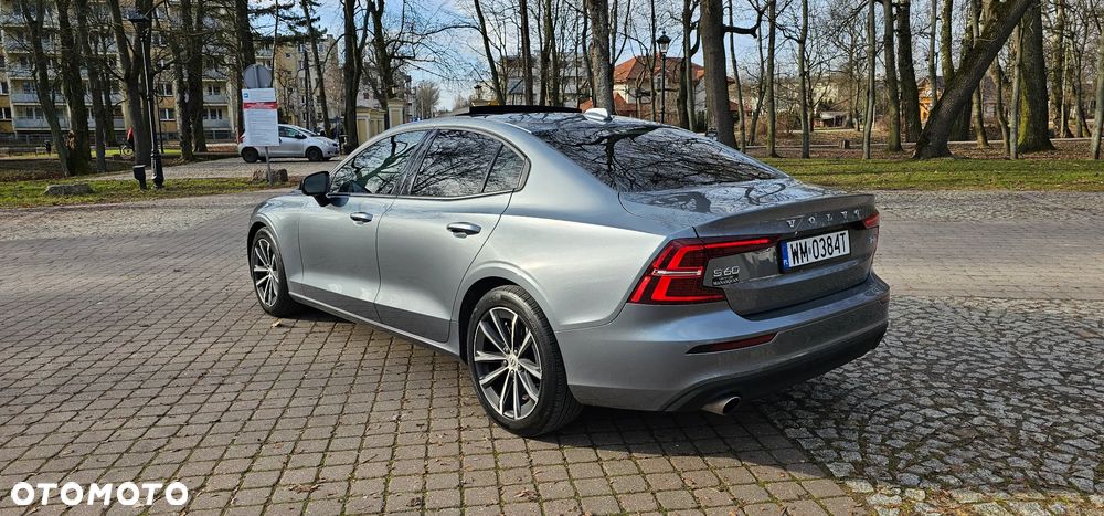 Volvo S60 T6 AWD Momentum Pro - 18
