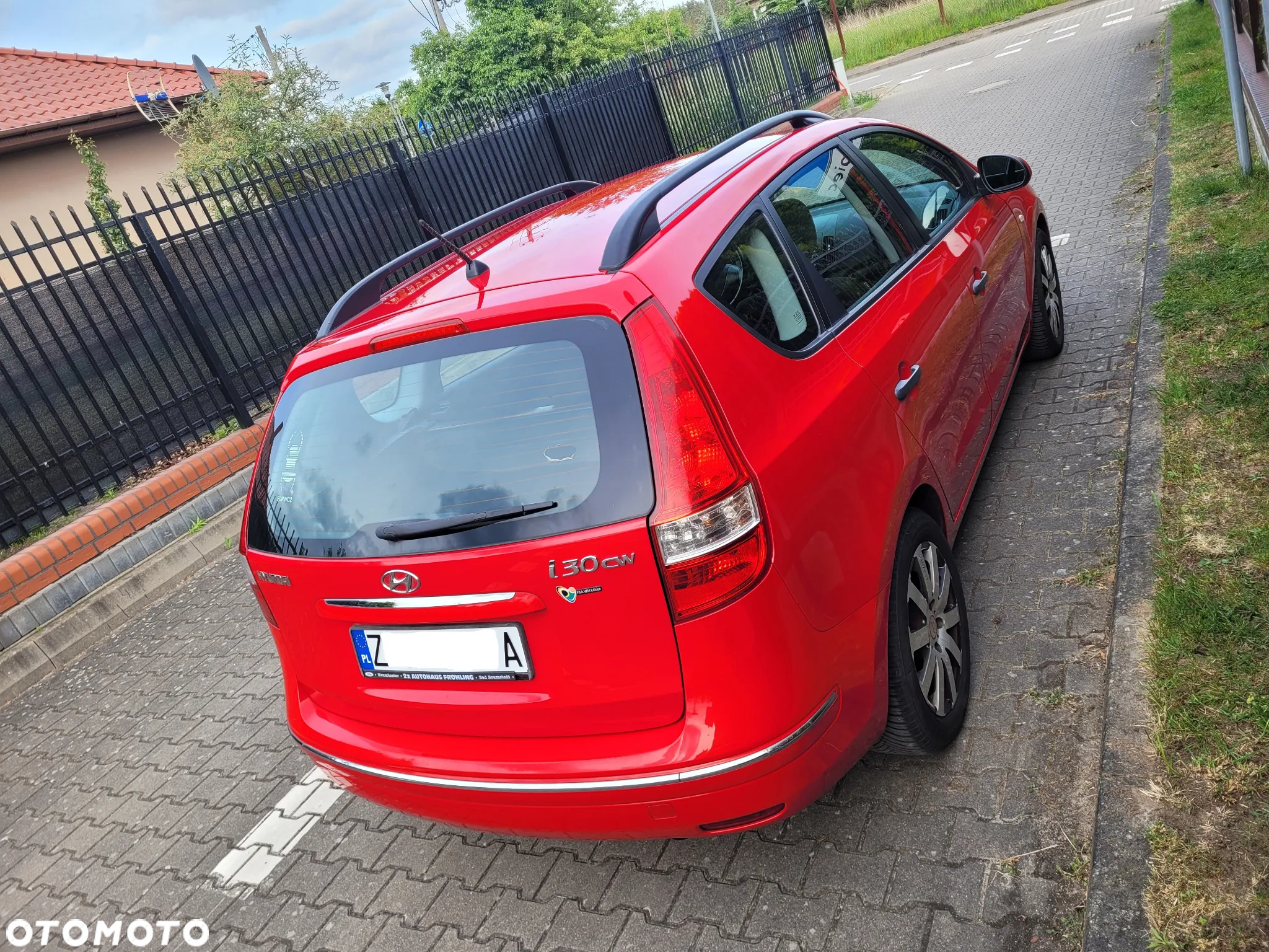 Hyundai i30 1.4 FIFA WM Edition - 9