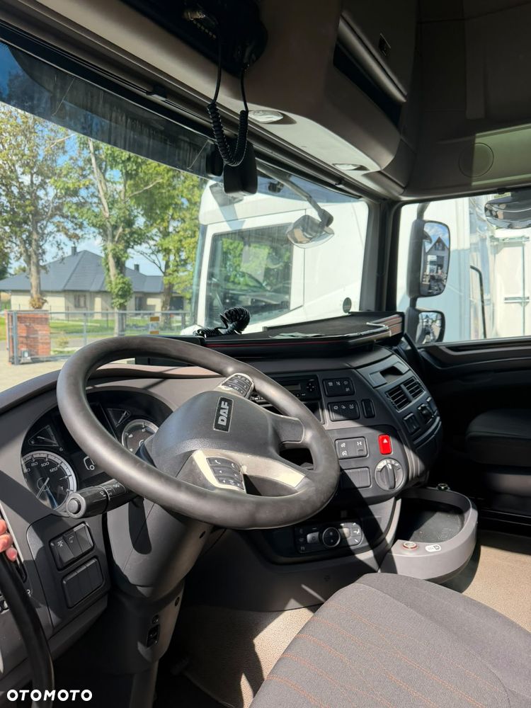 DAF XF 106 460 przedlift - 10