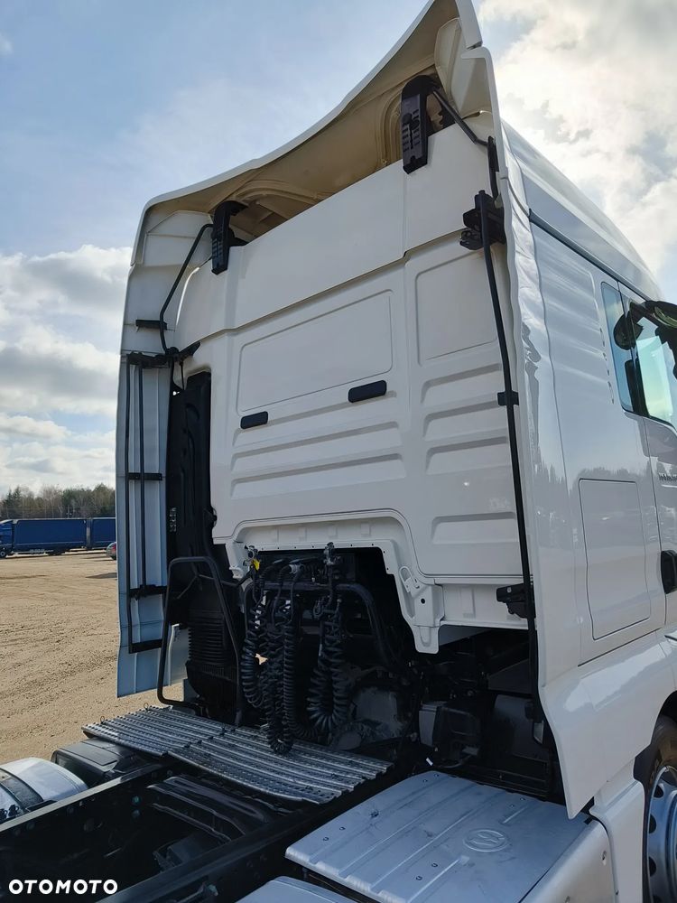 MAN TGX 18.460 Lowdeck - 9