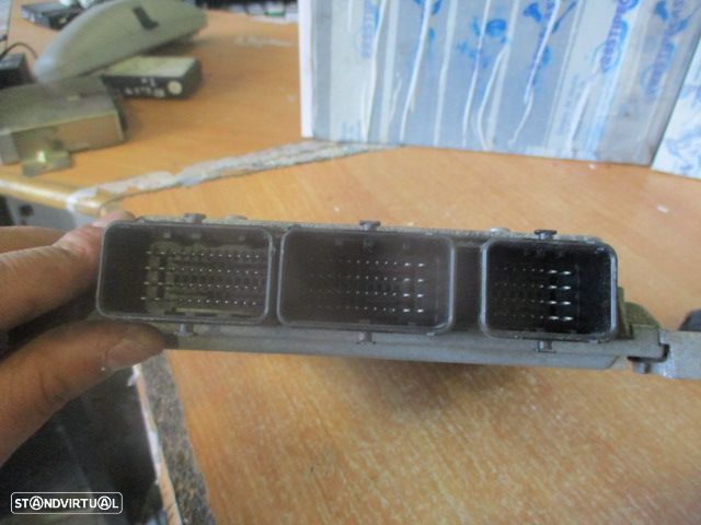 Centralina 8V2112a650eb FORD FIESTA 4 2009 1.4TDCI   0P   CONTINENTAL - 4