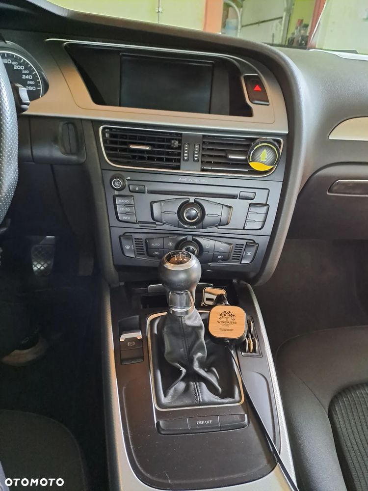 Audi A4 Avant null - 14