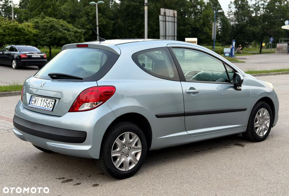 Peugeot 207 - 7