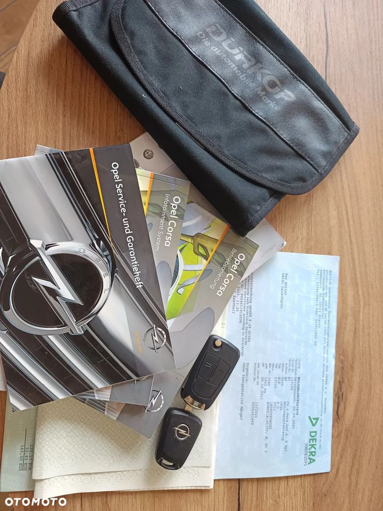 Opel Corsa 1.4 16V Color Stripes - 11