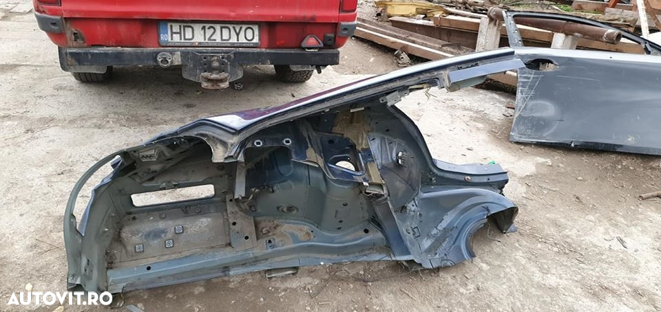 Aripa stanga spate BMW E60 - 3