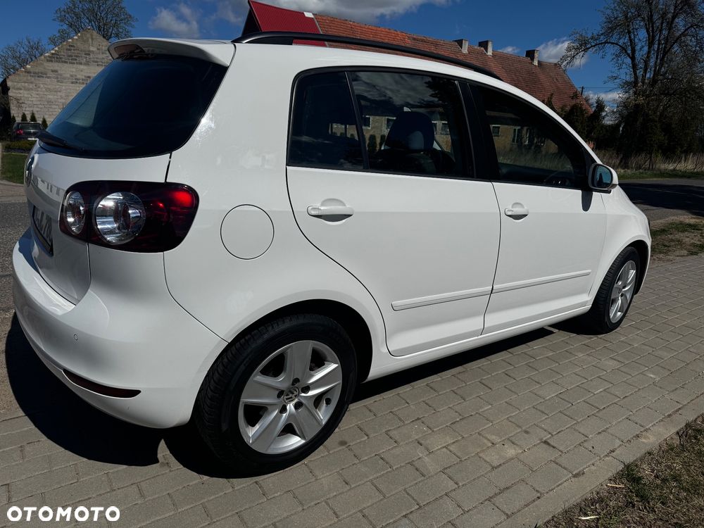 Volkswagen Golf Plus - 9