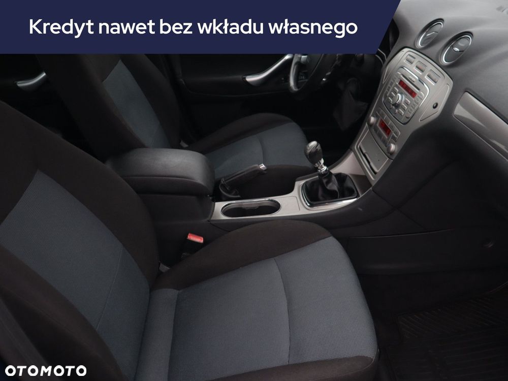 Ford Mondeo - 11