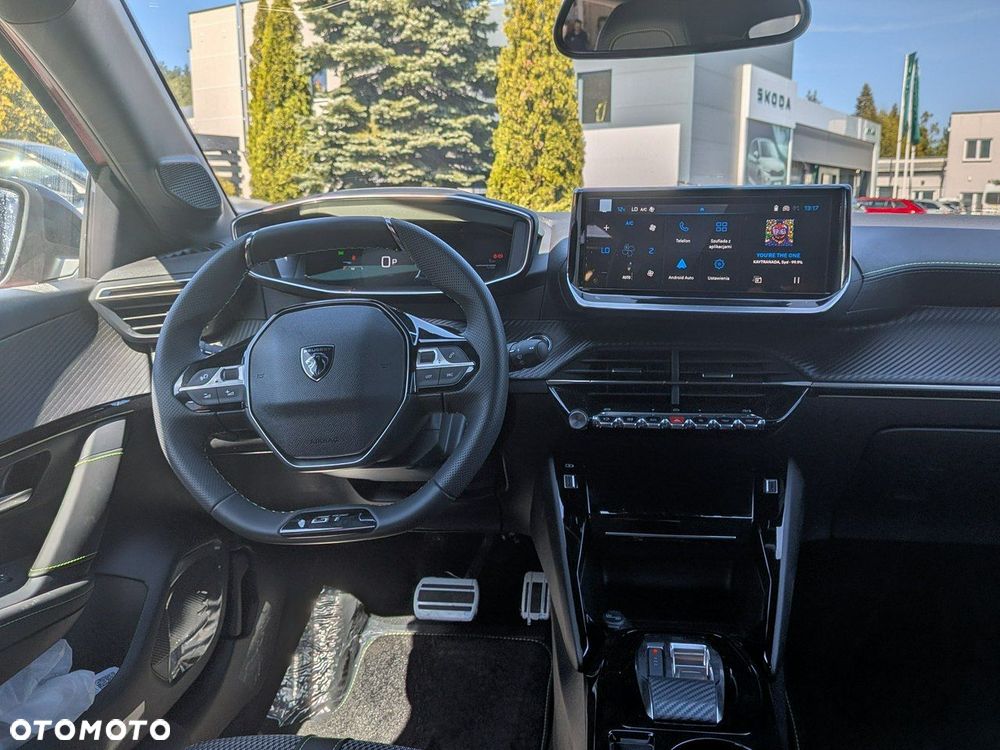 Peugeot 208 - 23