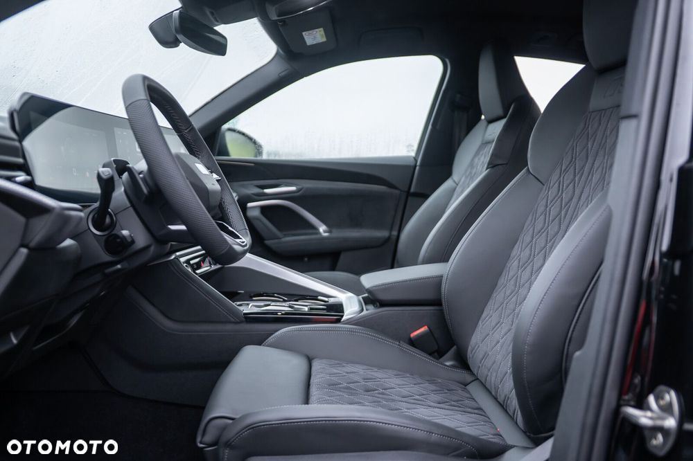 Audi Q5 Sportback - 16