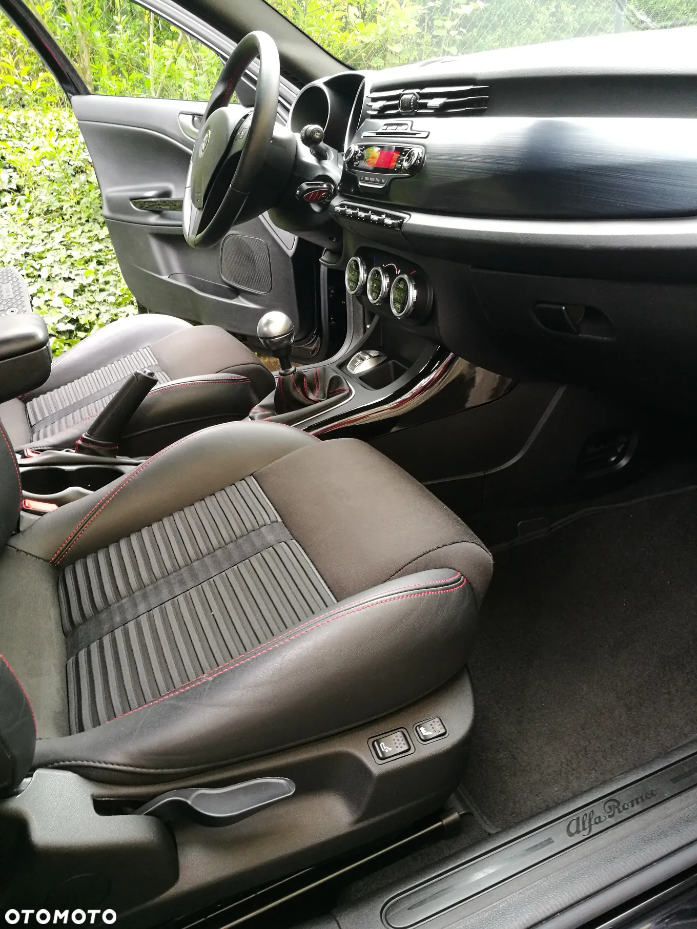 Alfa Romeo Giulietta 2.0 JTDM Distinctive - 19