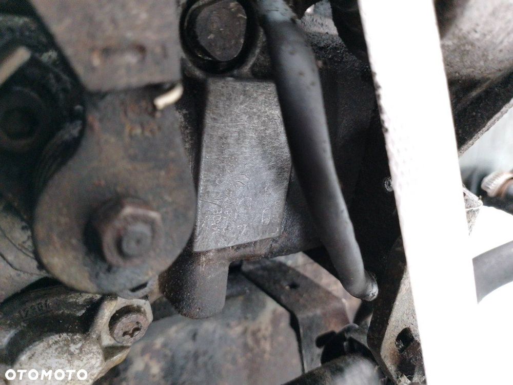 SILNIK RENAULT MASTER II S9W 700 2.8 TD - 10