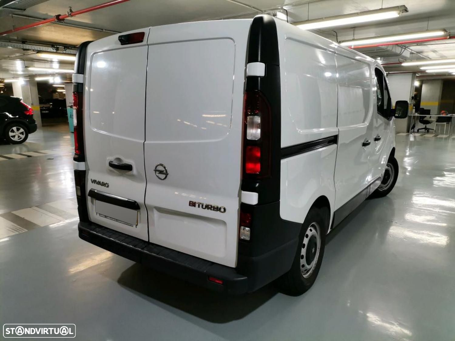 Opel Vivaro 1.6 CDTi L1H1 - 3 Lug. -  IVA Dedutível - 4